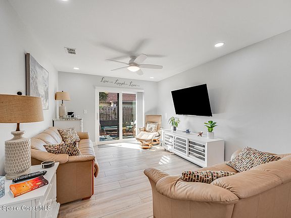 3rd image of 3210 Sand Dunes Ct