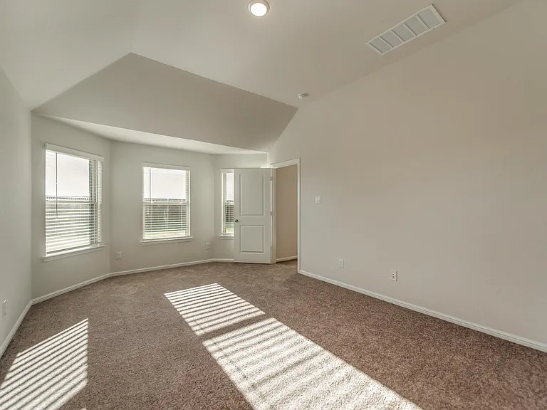 4909 Cleves Ave — Photo 18