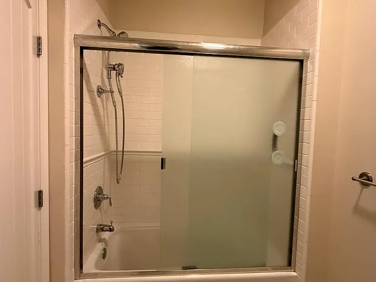 1001 Laurel St #103 — Photo 10