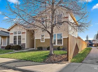 2922 N Centrepoint Way, Meridian, ID 83646