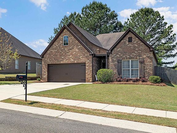 2nd image of 6009 Pembroke Dr