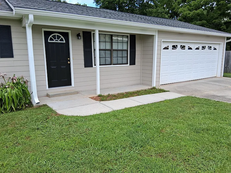 391 Watts Rd — Photo 34