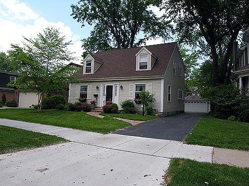 2nd image of 1930 Elmwood Ave