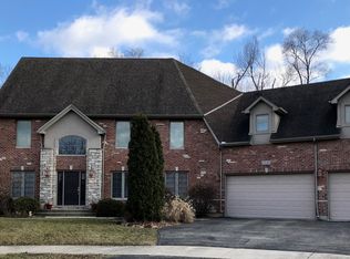 5535 Maple Ct, Lisle, IL 60532