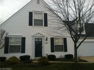 559 Parkside Ln, Tallmadge, OH