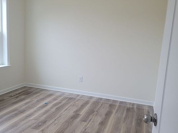 3rd image of 9066 Coastal Hwy
