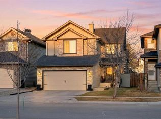 14 SW Kincora Dr NW, Calgary, AB T3R 1K8