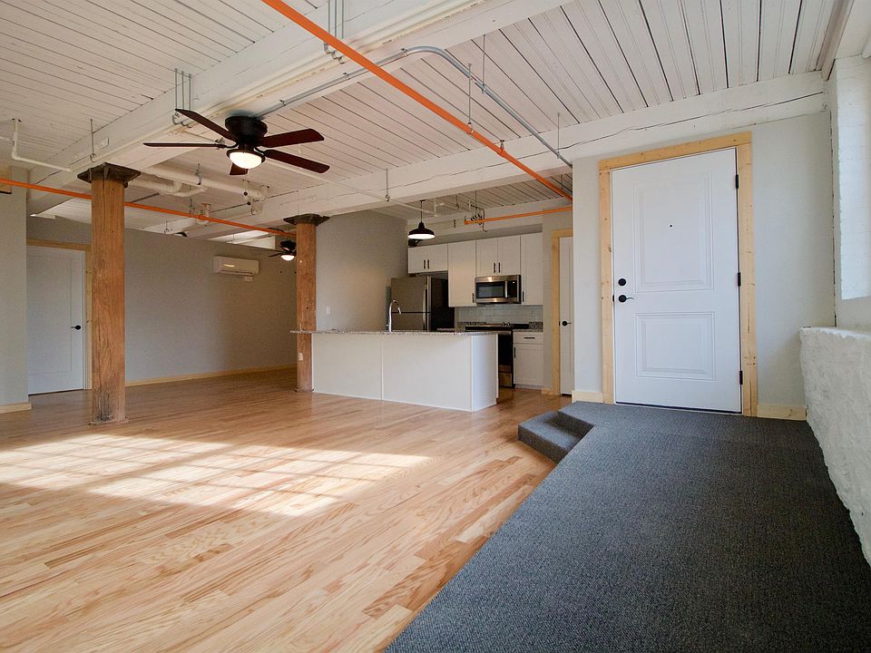 1st image of 1701 12th St Unit 103