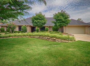 12600 Deerwood Dr, Oklahoma City, OK 73142