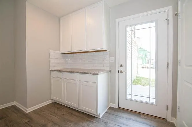 2606 Plano Dr — Photo 26