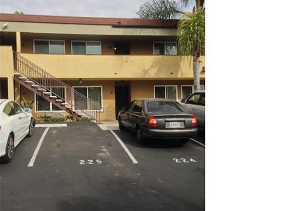 4th image of 1737 Bayview Heights Dr Unit 37