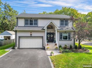 59 Lohs Pl, Harrington Park, NJ 07640