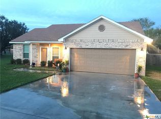 506 Cambridge St, Victoria, TX 77905