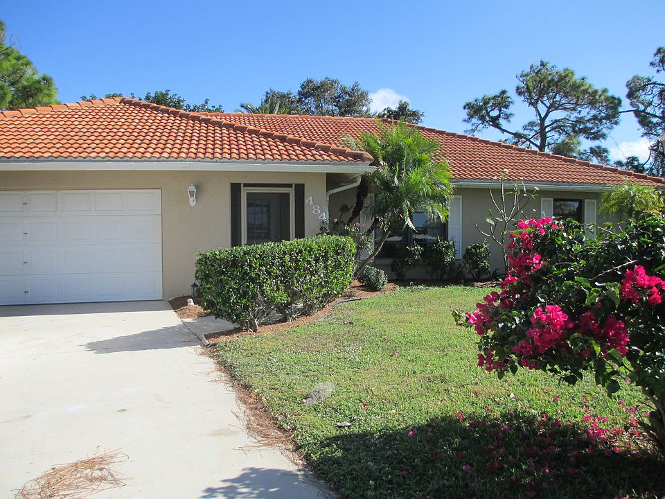 1st image of 484 Rubens Dr E