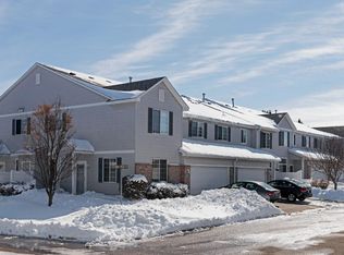 1912 Mockingbird Ave, Shakopee, MN 55379