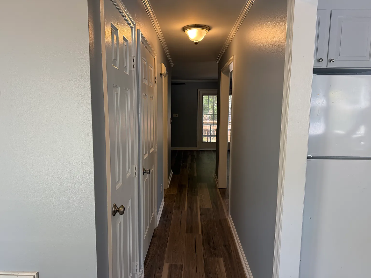 3 bed, 2.5 bath, 1287 sqft, $1,800 — Photo 2