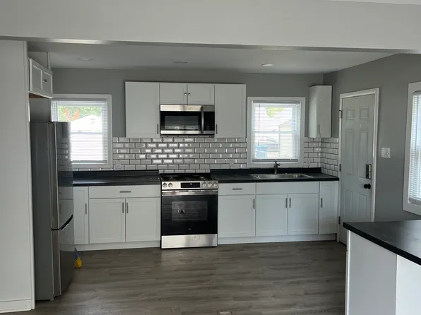 540 S Curtis Ave, Kankakee, IL 60901