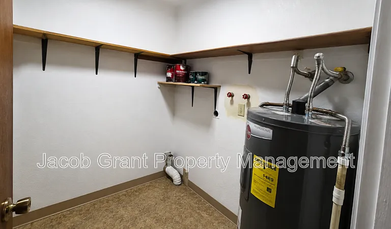 5023 E Walker Ave #A — Photo 17
