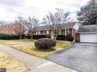 4950 Jackson Dr, Brookhaven, PA 19015