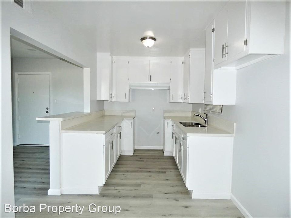 1st image of 3132 W 99th St #3