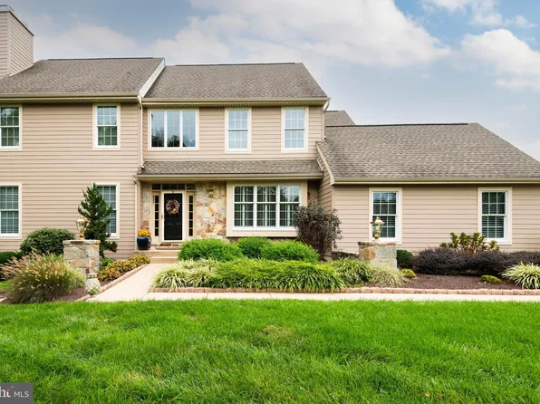 1322 Vale Dr, West Chester, PA 19382