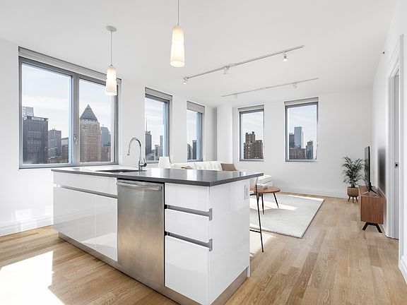 5th image of 554 54th St #Penthouse