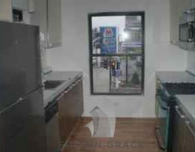 1st image of 1210 W Foster Ave APT 2C