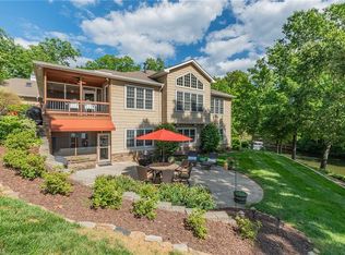 223 Periwinkle Ln, Lexington, NC 27292