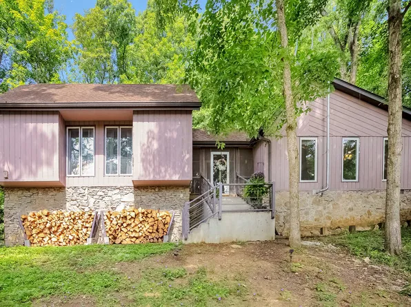 105 Nathan Forest Ct, Hendersonville, TN 37075