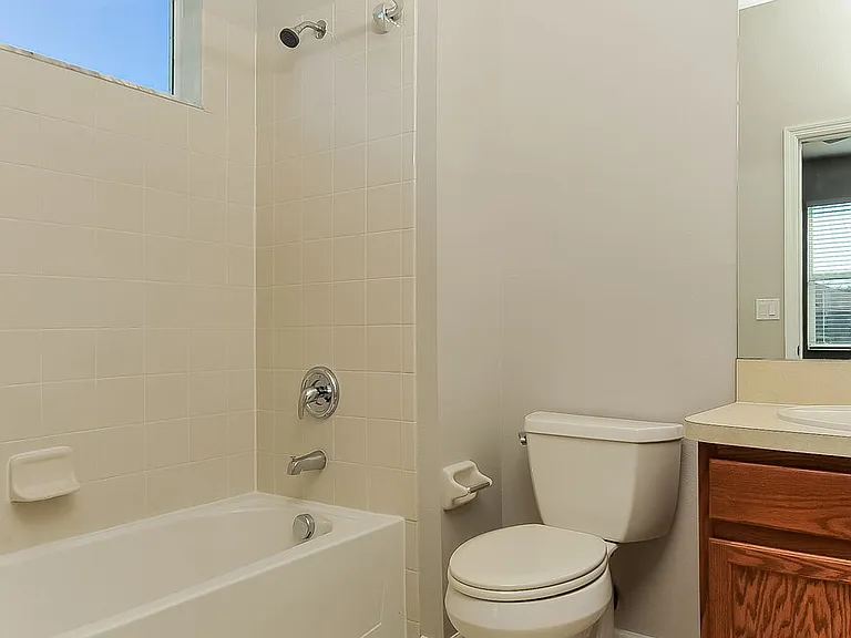 915 Parker Den Dr — Photo 13