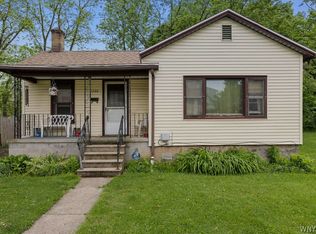1726 North Ave, Niagara Falls, NY 14305