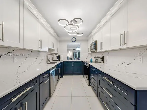 5217 Poppy Pl APT 104, Delray Beach, FL 33484