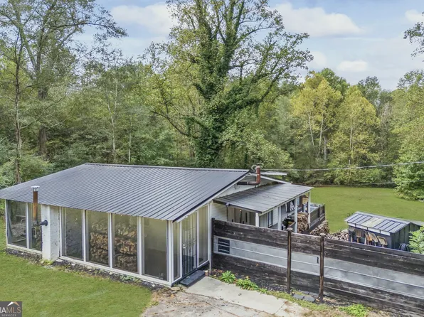 198 N Red Rock Rd, Toccoa, GA 30577