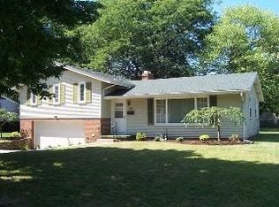 2246 Midlawn Dr, Toledo, OH
