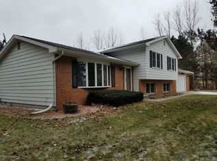 3999 S Waverly Rd, Eaton Rapids, MI 48827