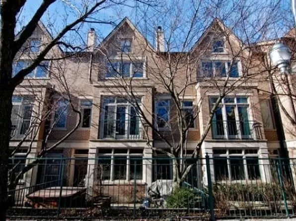 2700 N Southport Ave, Chicago, IL 60614