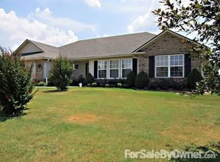 802 E 7th St, Grove, OK 74344