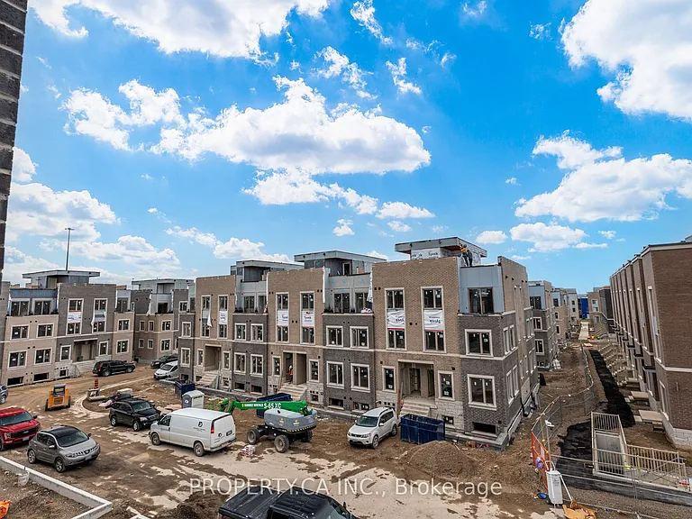 80 Honeycrisp Cres #Townhouse 377 — Photo 33