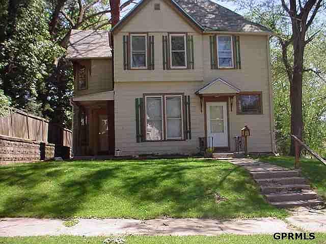 1st image of 4031 N Izard St