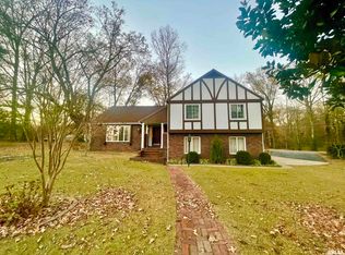 1207 Ruth Cir, Benton, IL 62812