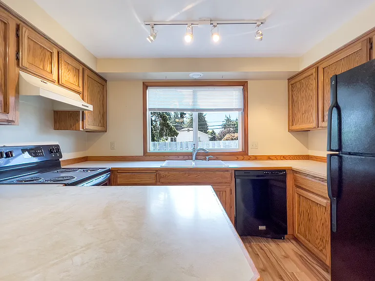 12780 SE 25th Ave — Photo 8