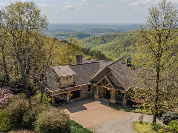 94 Eagle Rock Rd, Landrum, SC 29356