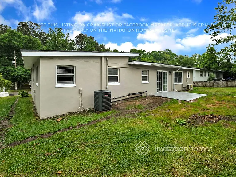 8061 Delaroche Dr — Photo 24