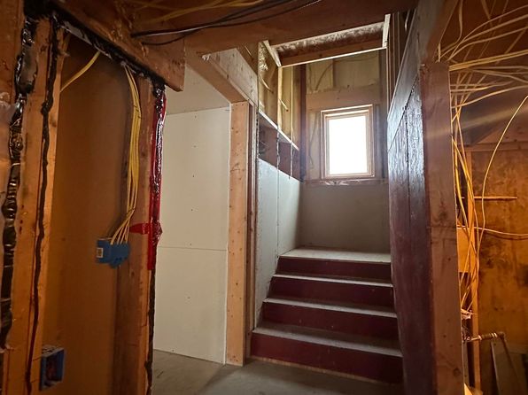 fairbanks-alaska-74487081 picture