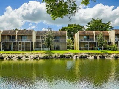 547 N Pine Island Rd, Plantation, FL, 33324