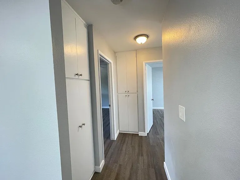 1302 Arlington Pl — Photo 14