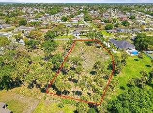 2008 SW Leafy Rd, Port Saint Lucie, FL 34953