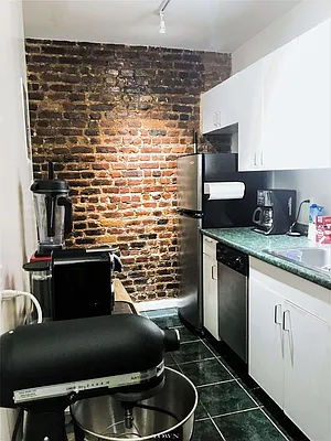 Rented by Town Residential | media 41