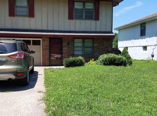 2601 NW 6th St, Blue Springs, MO 64014