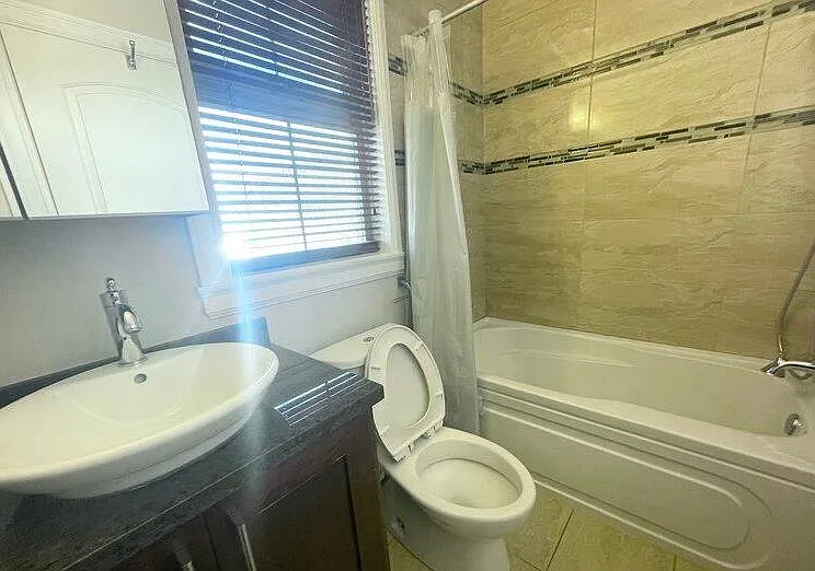4460 Westminster Hwy #RENTAL — Photo 9